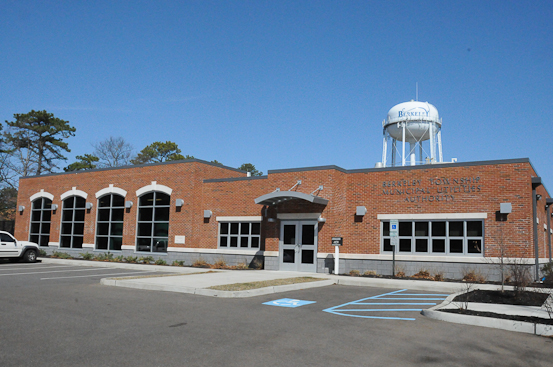 Logo Berkley MUA building